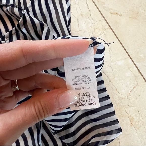 Loila Striped Button Down Sheer Tank Blouse with Open Back Sz Medium - Picture 4 of 5